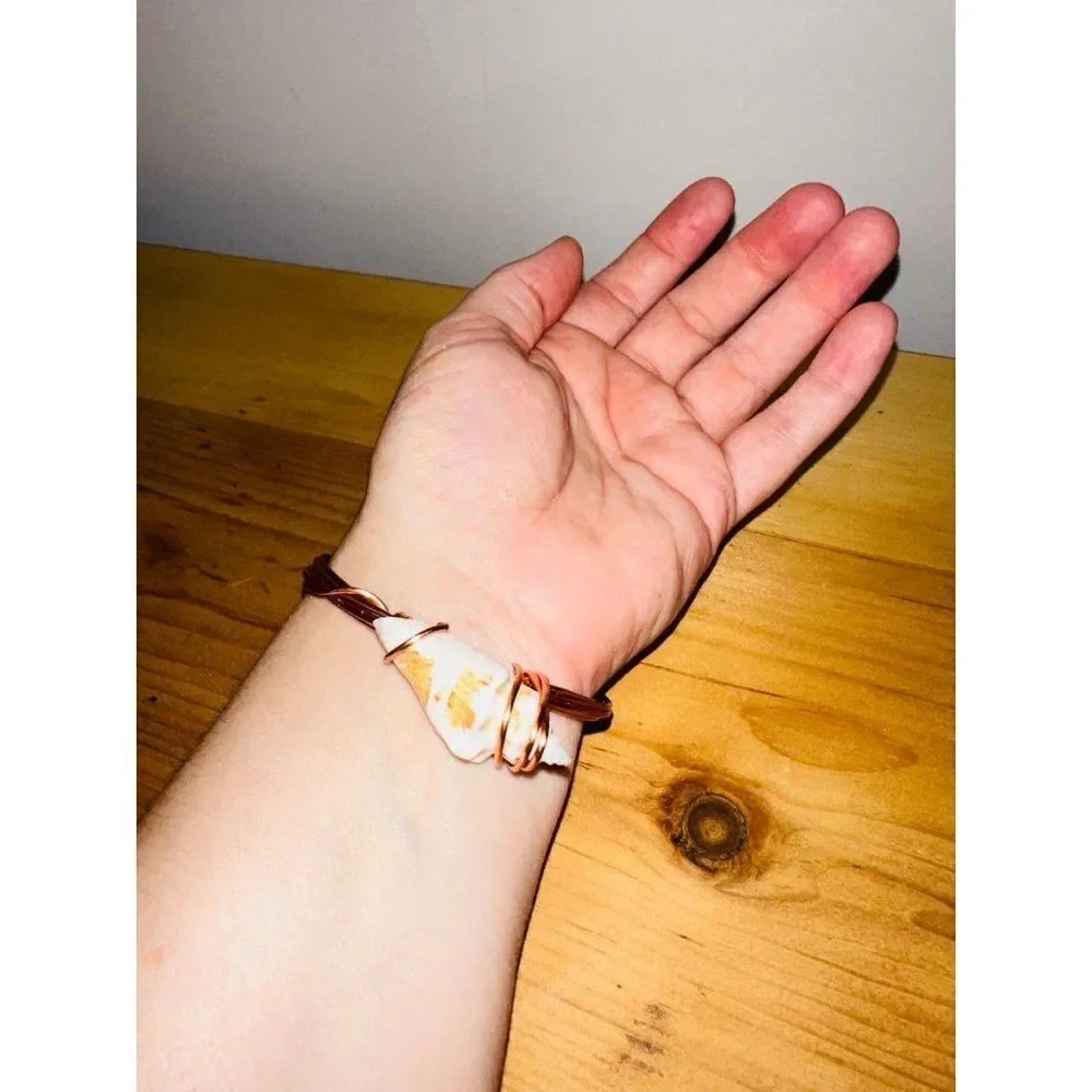Wrapped Seashell Bracelet Rose Gold‎ Copper Wire